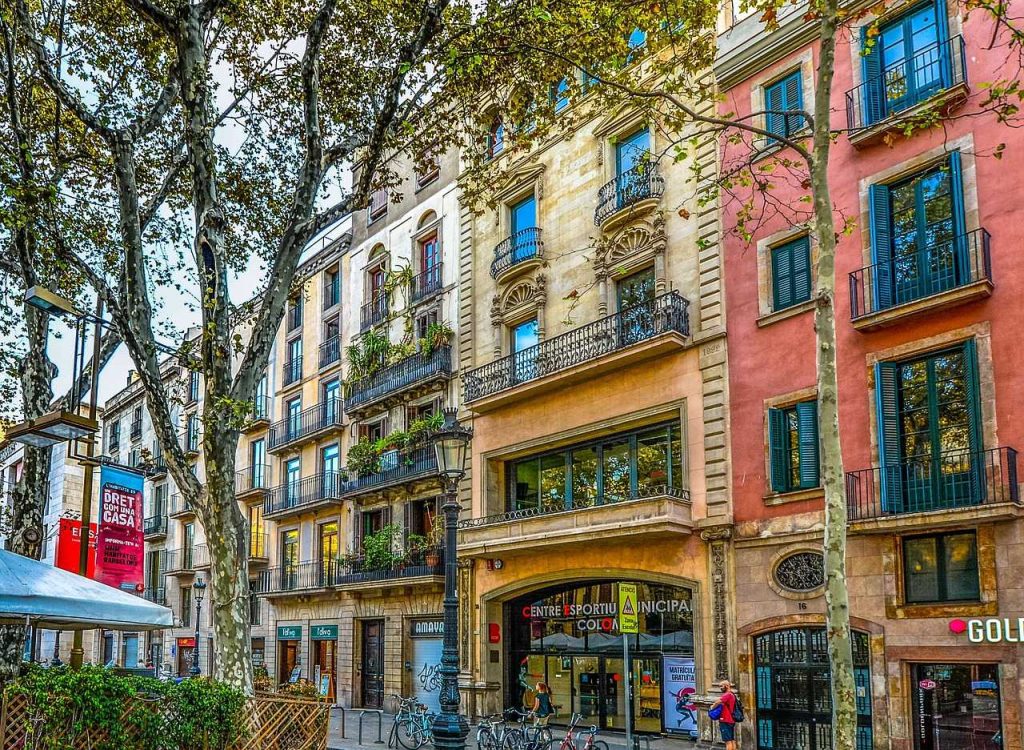 Baleares, Madrid, Canarias y Cataluña fueron las comunidades que más crecieron en el tercer trimestre, según la Airef
