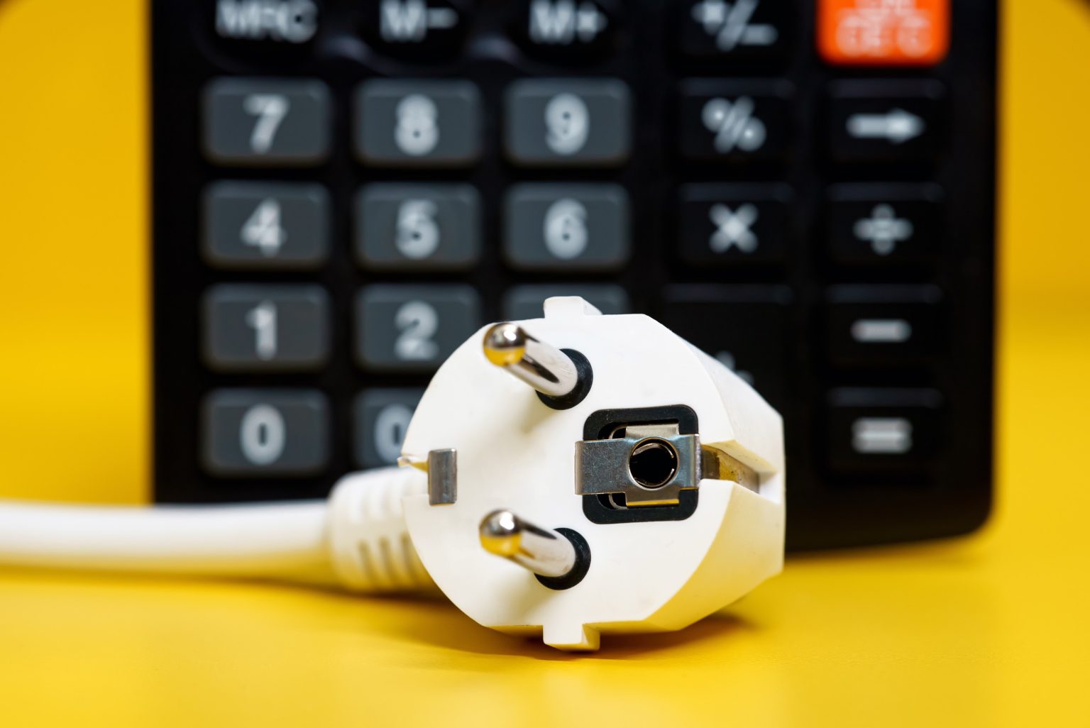 Cómo saber cuánta electricidad consumes en casa y calcular tu gasto ...